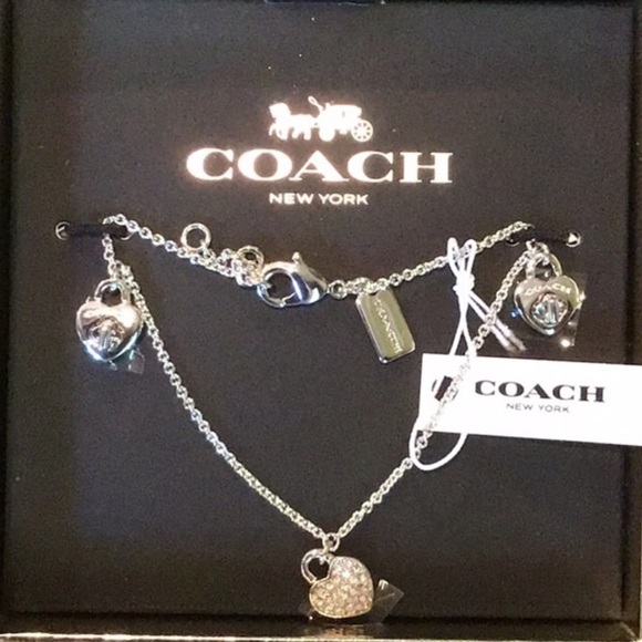 Coach Heart Turnlock Bracelet - Picture 3 of 7